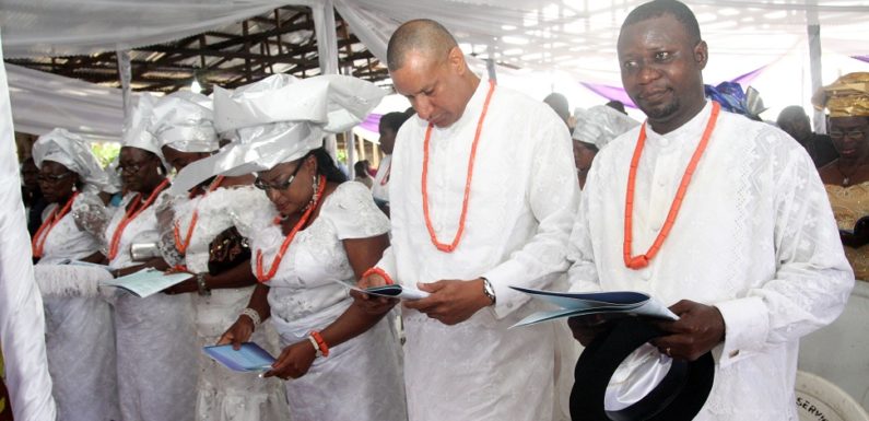 PHOTO SLIDE-SHOW: BURIAL OF LATE CHIEF JAMES EKPRE OTOBO @ UZERE, ISOKO SOUTH L.G.A, DELTA STATE