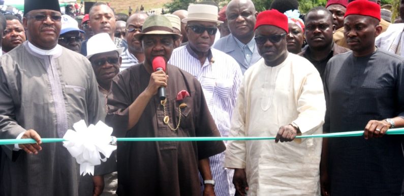 Jonathan Lauds Uduaghan Dev. Strides *Commissions N4.4 bn FG Bridge Linking Edo-Delta