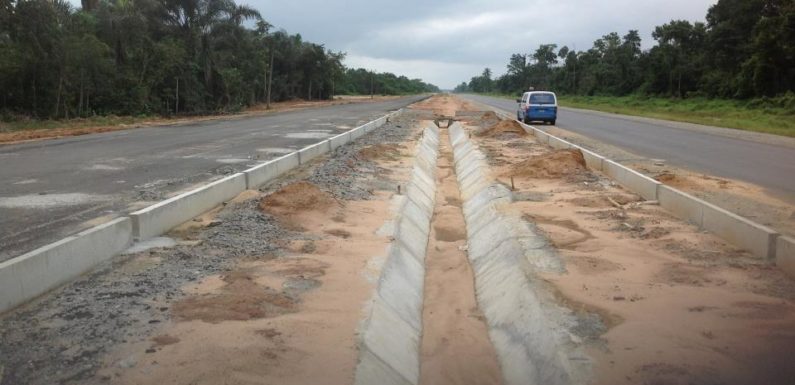 Asaba-Ughelli Dual Carriage Road: Okowa Allays Fears, As Delta Govt Starts Remedial Works on Failed Portions 