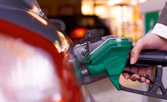FG Removes Subsidy, As Cost of Petrol Drops To N85/Litre Jan. 1