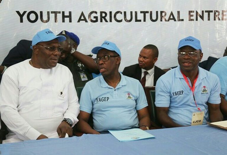 Gov. Okowa Inaugurates 2016 Job Creation Scheme In Amukpe