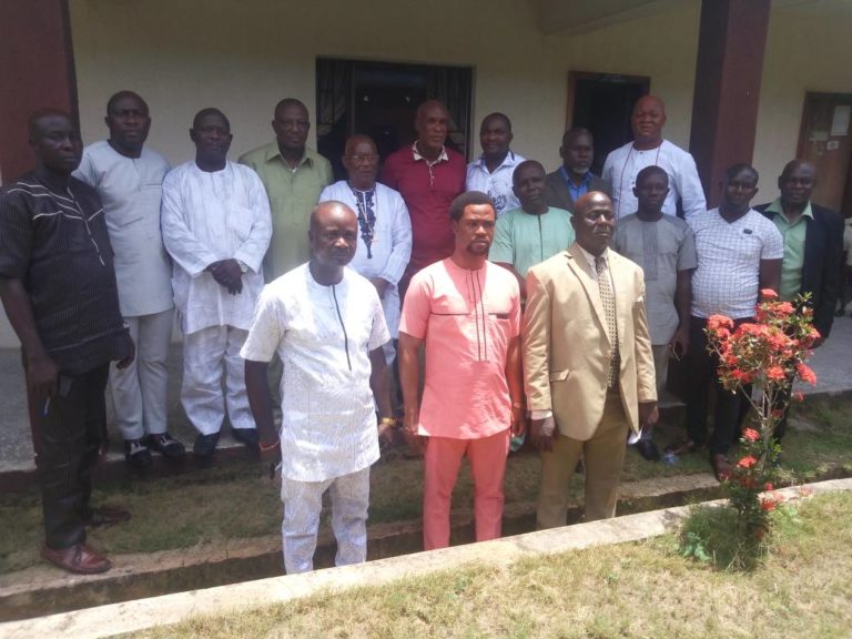 WARRI NORTH LG COUNCIL BOSS INAUGURATES 13-MAN EDUCATION COMMITTEE