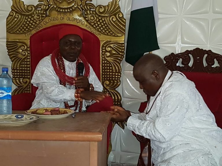 THE GAINS OF HELPING PEOPLE: Bashorun Askia Becomes First Non-Indigenous Senior High Chief of Olomoro Kingdom