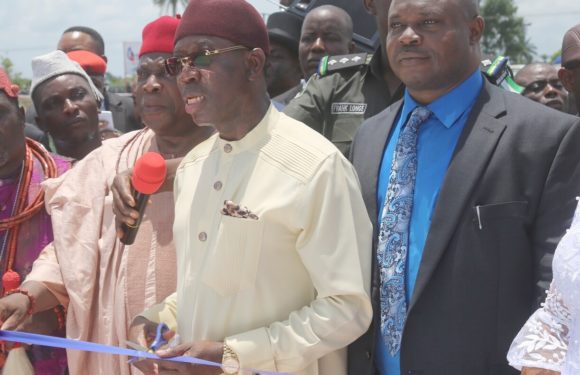 Gov. Okowa Performs Ground-Breaking For 400 MW Power Plant In Delta