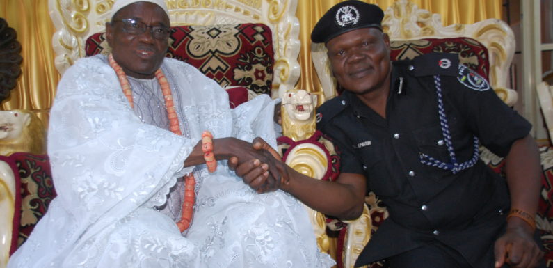 SECURITY: OLEH MONARCH WELCOMES POLICE AREA COMMANDER ON FAMILIARIZATION TOUR