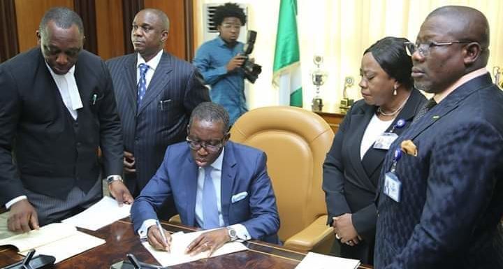 Breaking: Gov. Okowa Signs 2020 Delta State Appropriation Act Into Law