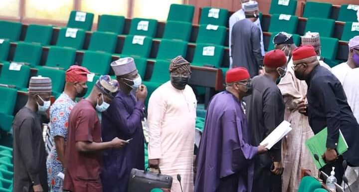 PDP: Reps Minority Caucus Tackles EFCC Over Probe, Wants Same Invitation To APC, FG Officials