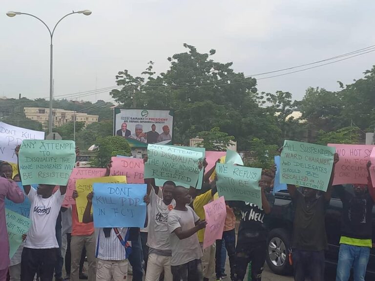 Breaking: Protest rocks PDP over FCT primary