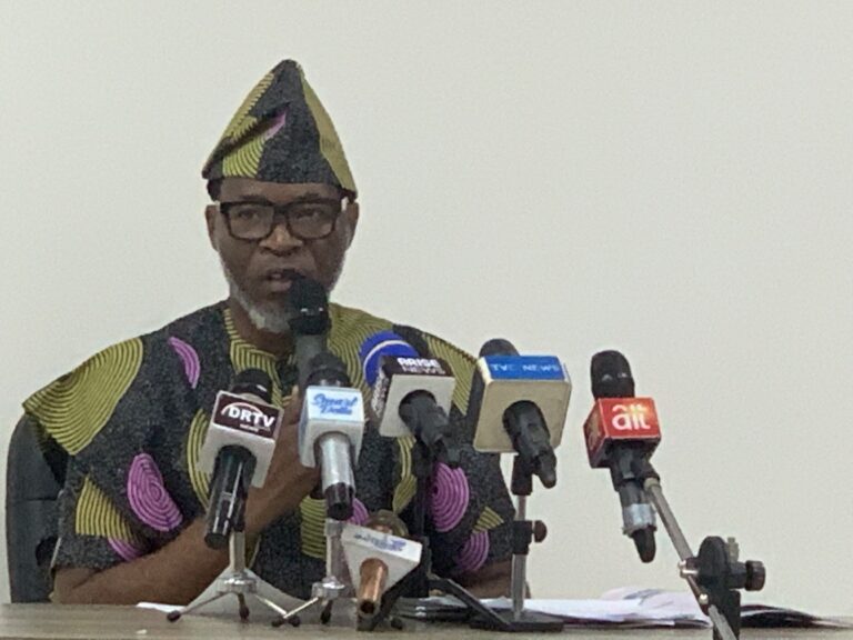 Delta Govt Establishes 10 IDP Camps *Hails DESOPADEC For Proactive Support, Clearing Of Canals