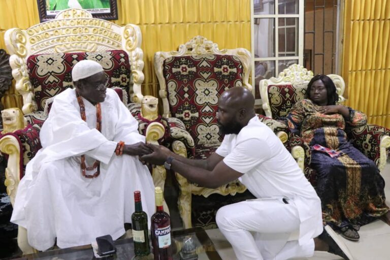 Edafe Dedicates Campaign Team to God, Gets Oleh Monarch Support for State Assembly Seat