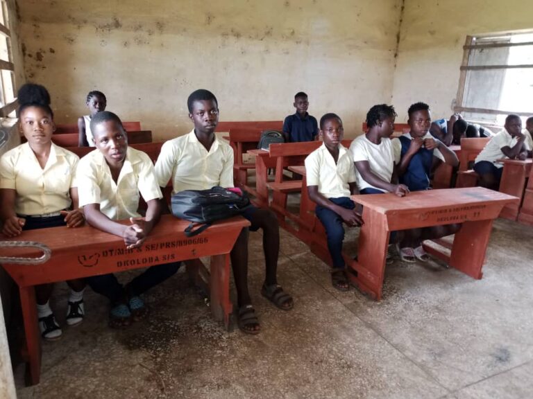 Okowa Commended For Upgrading Schools Standard In Okoloba Community&nbsp;