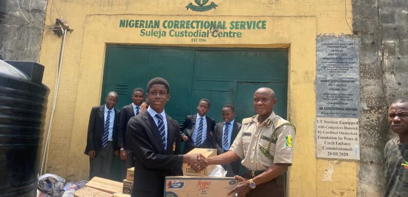 Secondary School Students Contribute to Free Six Inmates from Custodial Centre
