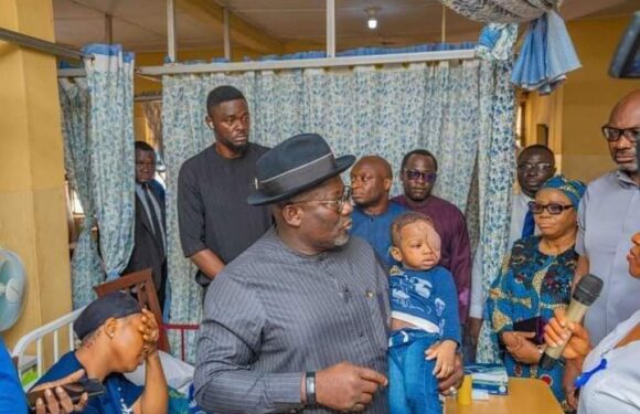 Gov. Oborevwori visits family of two-year-old killed by NDLEA officials