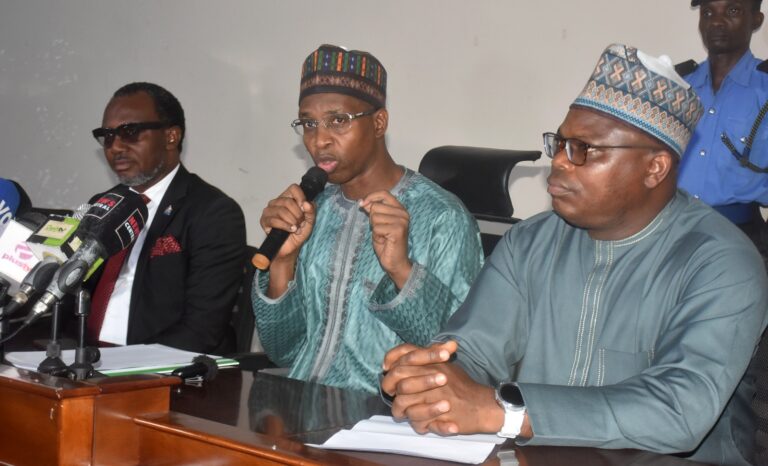 Flooding: FG Warns Nigerians Against Indiscriminate Dumping of Waste