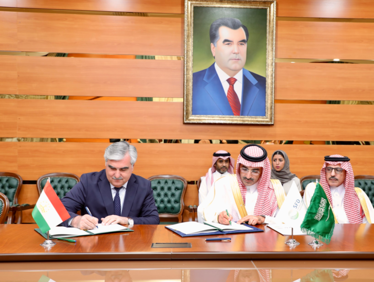 Saudi Fund for Development Signs New $20 Million Development Loan Agreement to Construct, Equip Schools in Tajikistan
