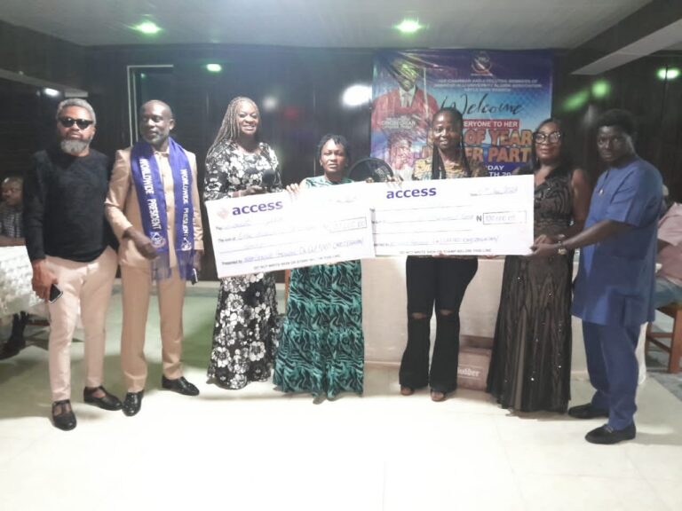 AAU ALUMNI PRESIDENT, DR. CLIFFORD IMADE OMOZEGHIAN ESQ GIVES CASH SUPPORT TO MEMBERS