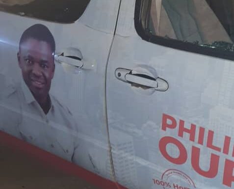 Sponsored Hoodlums Allegedly Attack Philip Shaibu’s Campaign Vehicle in Edo State