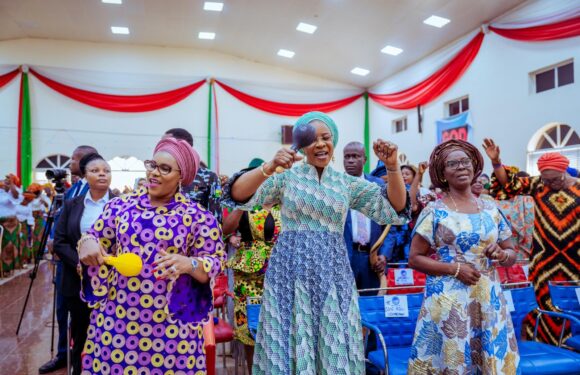 17th Edition of Mothers Arise prayer confab: Delta Women   pray for well-being of families, prosperity of Delta, Nigeria
