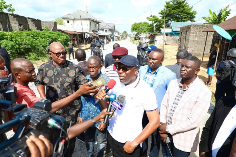 BORI INTERNAL ROADS: RETURN TO SITE OR…, GOV FUBARA ORDERS CONTRACTOR