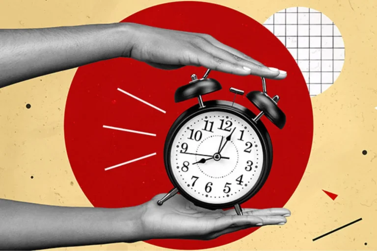 In Maine Battleground, a Democrat Grasps to Win Over Trump Voters