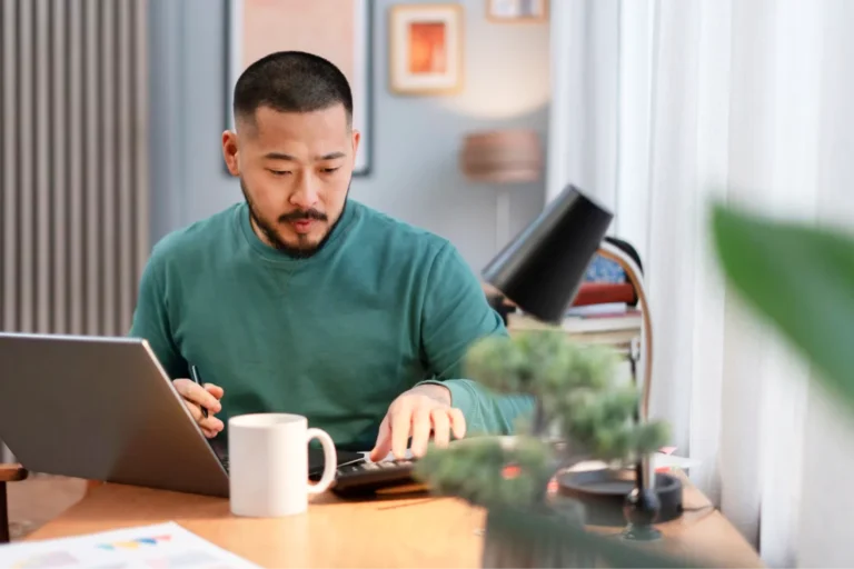 Strateg  for Scaling Your Startup  Tips from Succed Work