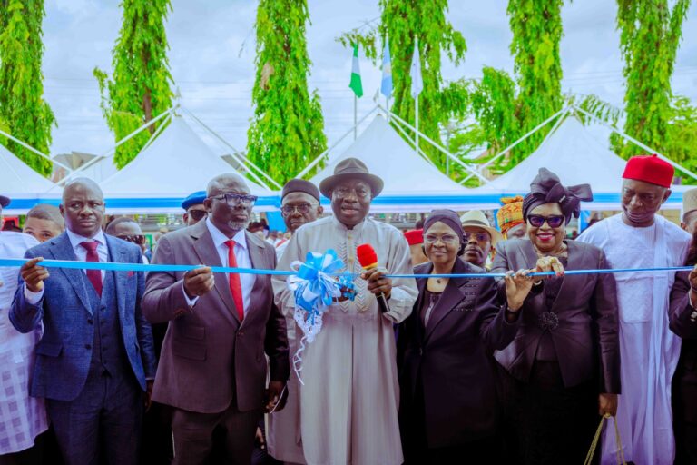 Jonathan inaugurates Delta High Court Complex