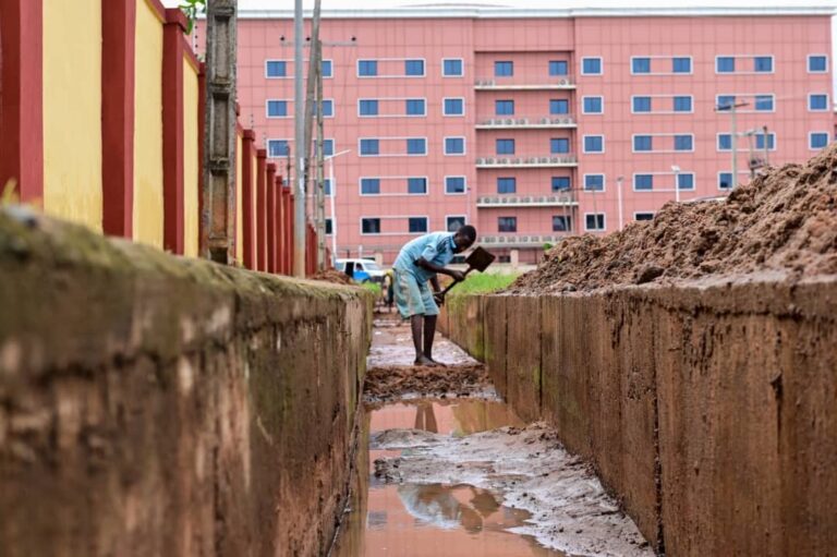 Delta State Capital Territory Development Agency Commences Flood Control Operation