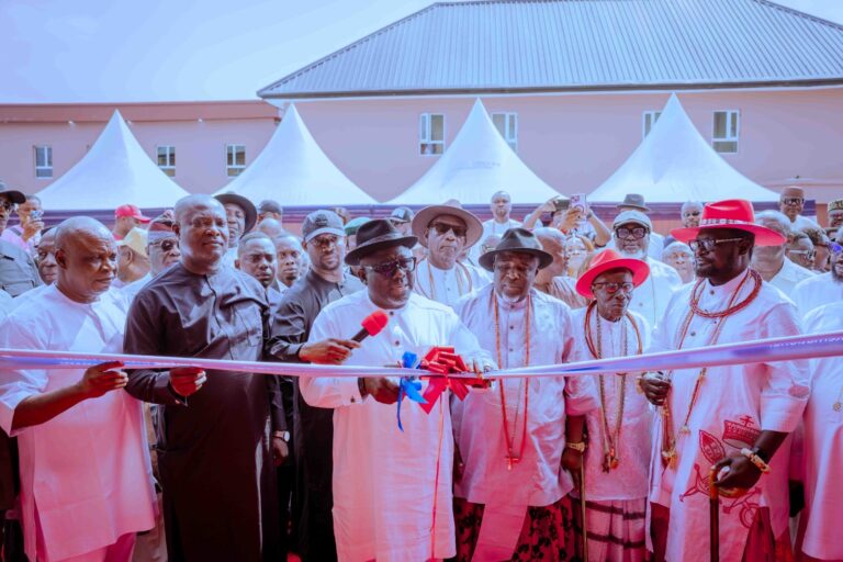 Oborevwori Woos Investors, Says Time To Invest In Delta Is Now  …Orders Immediate Rehabilitation Of Failed Sections Of Ubeji/Egbokodo/Refinery Road